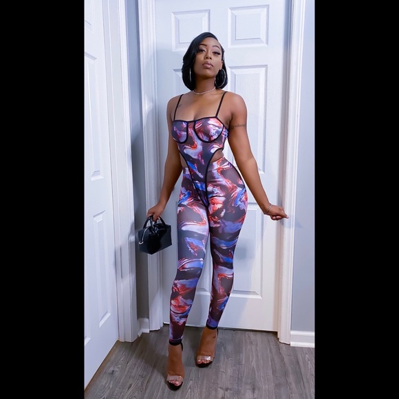 “Hot Girl” Set - Picture 2 of 3